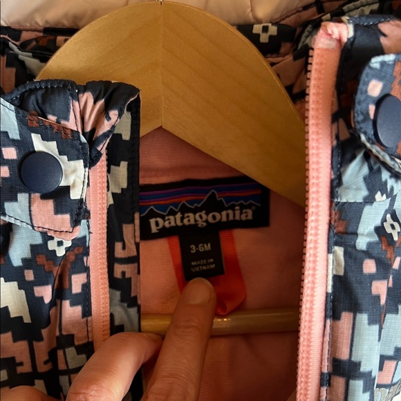 Patagonia snow pile One Piece snow suit - Picture 2 of 8